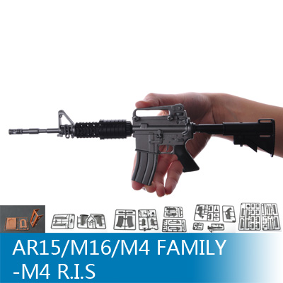 Trumpeter AR15/M16/M4 FAMILY-M4 R.I.S 1:3 01910